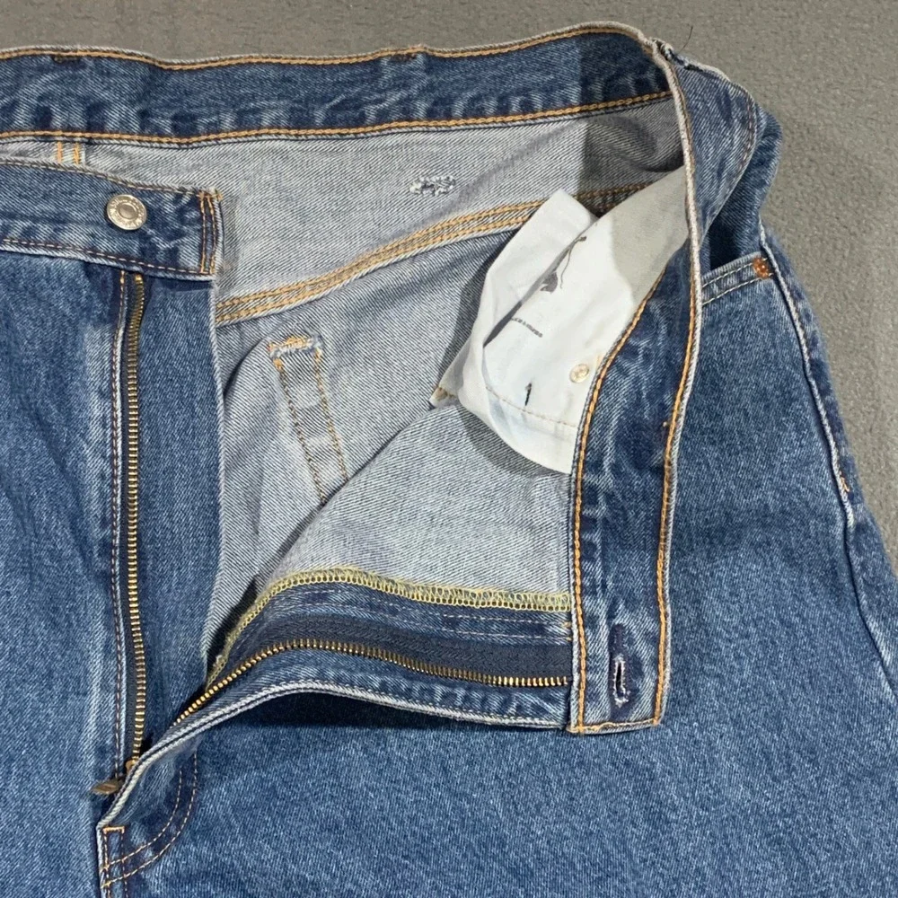 Levi's 550 Relaxed Fit Jeans Mens 46x30 Blue Tapered Leg Medium Wash Denim